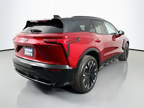 New 2026 Chevrolet Blazer EV RS image 8