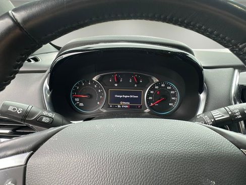 Used 2022 Chevrolet Traverse LT image 12