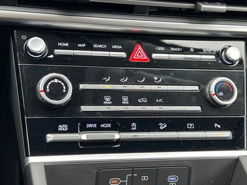 New 2026 Hyundai Santa Fe SE image 21