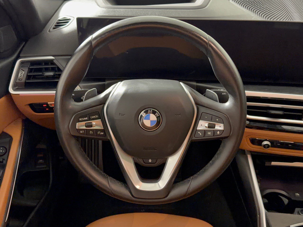 Used 2023 BMW 330i Sedan w/ Premium Package RWD image 10