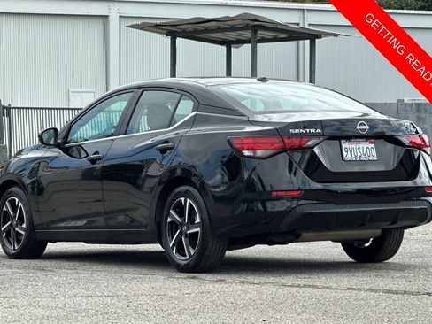 Used 2024 Nissan Sentra SV FWD image 6