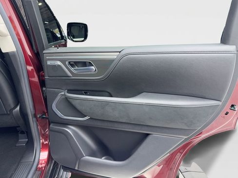 Used 2025 INFINITI QX80 Luxe image 38