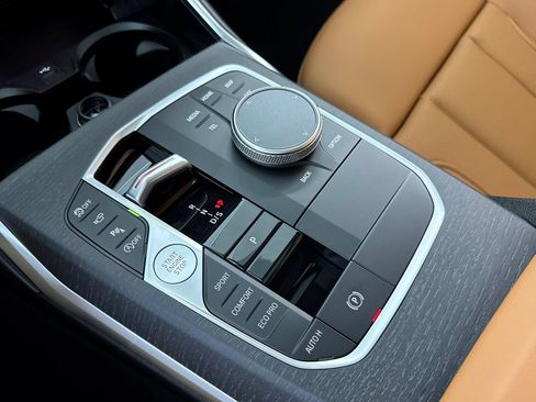 New 2026 BMW 330i Sedan w/ M Sport Package RWD image 18
