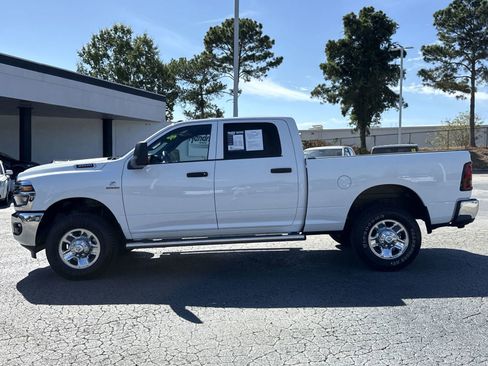 Used 2025 RAM 3500 Tradesman w/ Chrome Appearance Group image 5