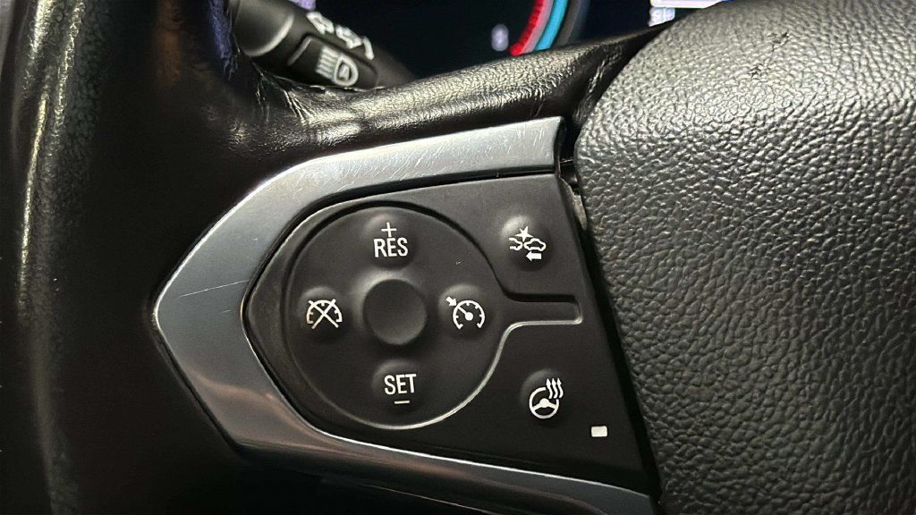 Used 2021 Chevrolet Traverse RS w/ LPO, Floor Liner Package AWD/4WD image 23