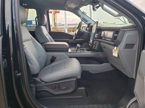 New 2025 Ford F150 Lightning Flash image 20