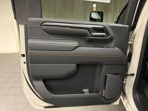 New 2026 GMC Sierra 2500 AT4 image 23