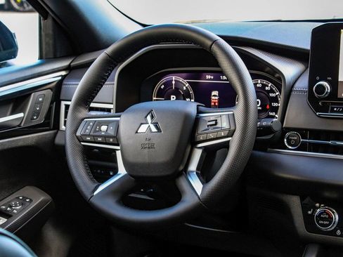 New 2025 Mitsubishi Outlander SEL Black Edition image 26