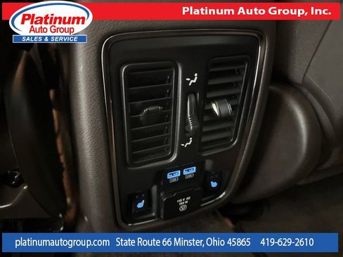 Used 2019 Jeep Grand Cherokee Overland image 30