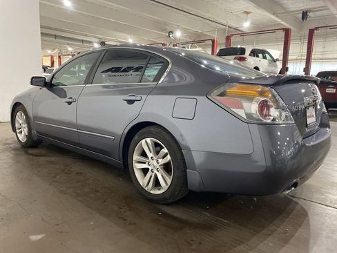 Used 2012 Nissan Altima 3.5 SR w/ Sport Pkg image 6