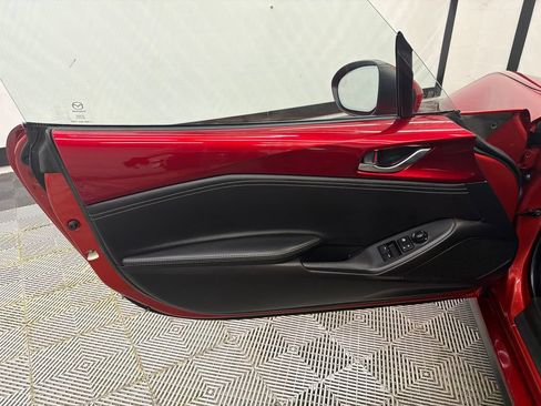 Used 2021 MAZDA MX-5 Miata Grand Touring RWD image 10
