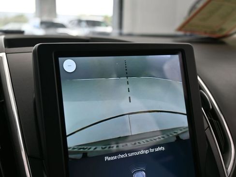 Used 2022 Ford Edge Titanium image 24