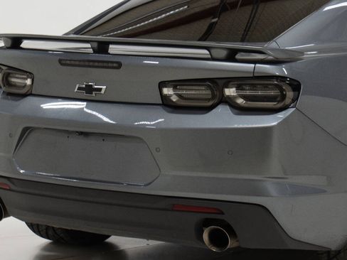 Used 2022 Chevrolet Camaro SS RWD image 13