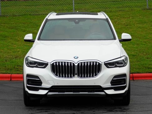Used 2023 BMW X5 sDrive40i w/ Premium Package RWD image 3