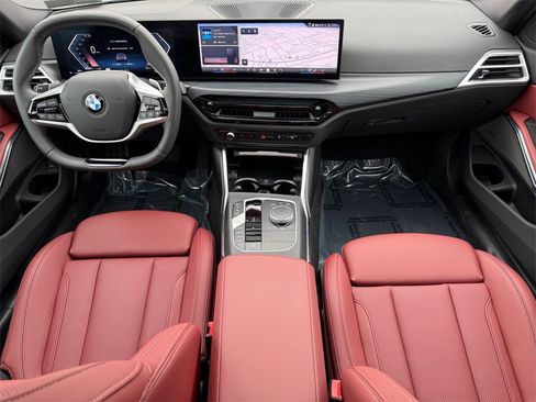 Certified 2025 BMW 330i xDrive 330i xDrive w/ Convenience Package image 10