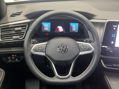 New 2026 Volkswagen Atlas Cross Sport SE AWD/4WD image 34