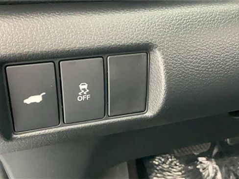 New 2025 Honda Pilot Touring image 16