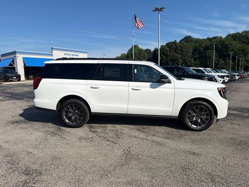 New 2027 Ford Expedition Max Platinum w/ Stealth Appearance Package AWD/4WD image 2