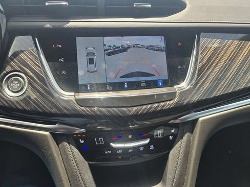 Used 2024 Cadillac XT6 Premium Luxury w/ Technology Package FWD image 26