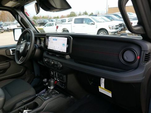New 2026 Jeep Wrangler Rubicon AWD/4WD image 9