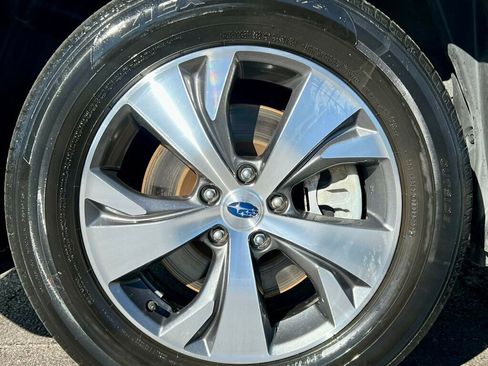 Used 2022 Subaru Ascent Premium w/ Convenience Package image 30