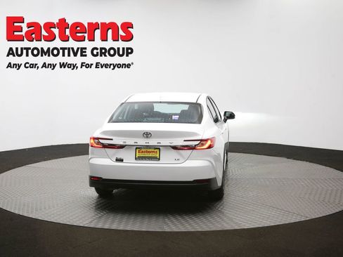 Used 2025 Toyota Camry LE FWD image 38