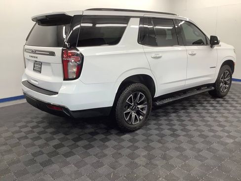 Used 2021 Chevrolet Tahoe Z71 w/ Luxury Package AWD/4WD image 26