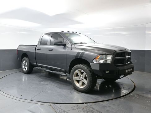 Used 2017 RAM 1500 Express w/ Express Value Package image 5