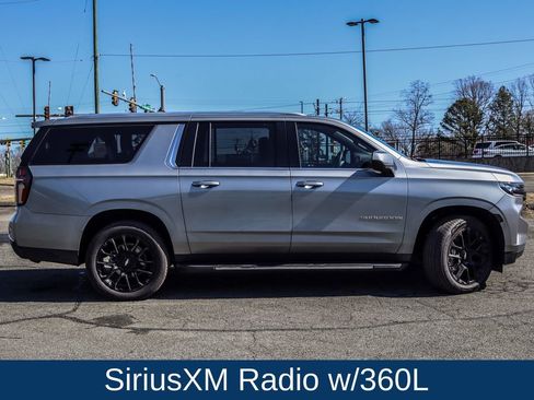Used 2023 Chevrolet Suburban LS w/ Driver Alert Package image 9