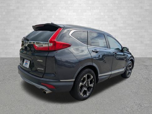 Used 2018 Honda CR-V Touring image 2