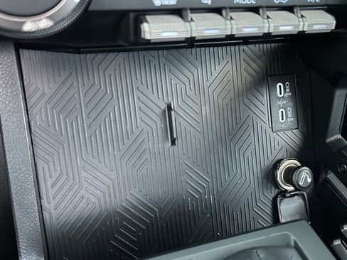 Used 2024 Toyota Tacoma SR5 image 19