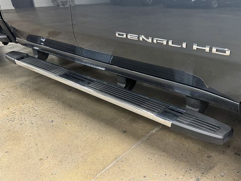 Used 2020 GMC Sierra 3500 Denali w/ Denali Ultimate Package image 25