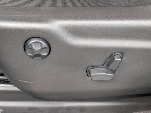 Used 2024 Dodge Durango GT image 24