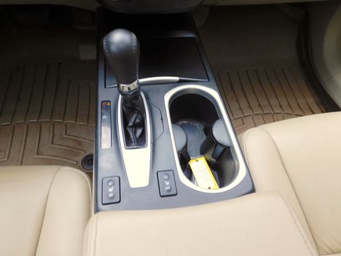 Used 2018 Acura RDX AWD image 12