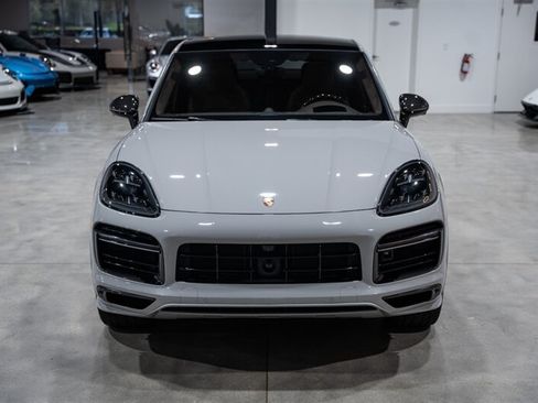 Used 2021 Porsche Cayenne Turbo AWD/4WD image 9