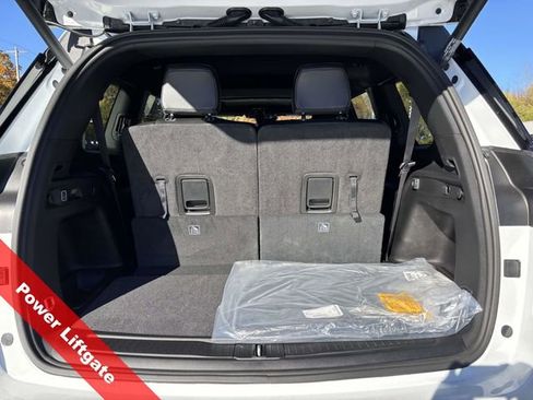 New 2025 Jeep Grand Cherokee L Altitude image 39