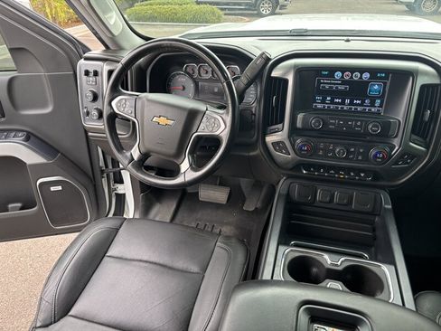 Used 2019 Chevrolet Silverado 2500 LTZ w/ Duramax Plus Package AWD/4WD image 17