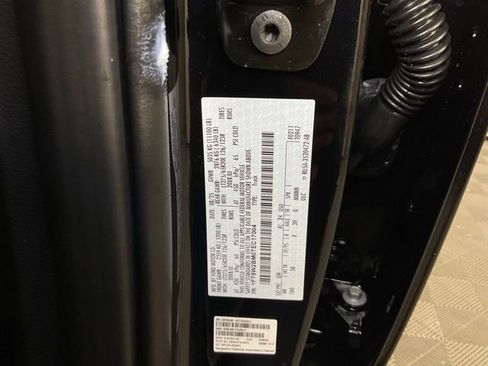 New 2026 Ford F250 Lariat w/ Black Appearance Package image 28