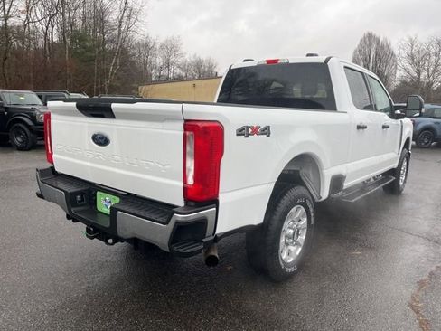 Used 2024 Ford F250 XLT image 6