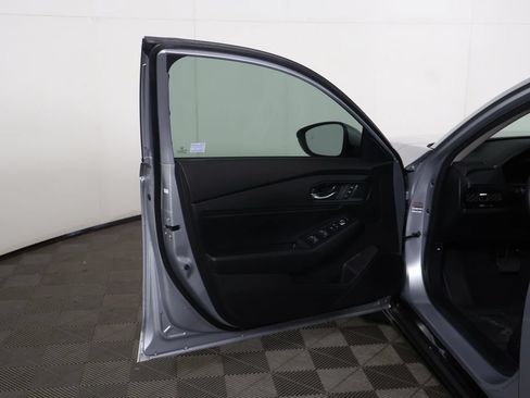 Used 2025 Honda Accord EX-L image 19