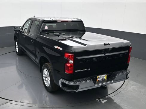 Used 2024 Chevrolet Silverado 1500 LT image 18