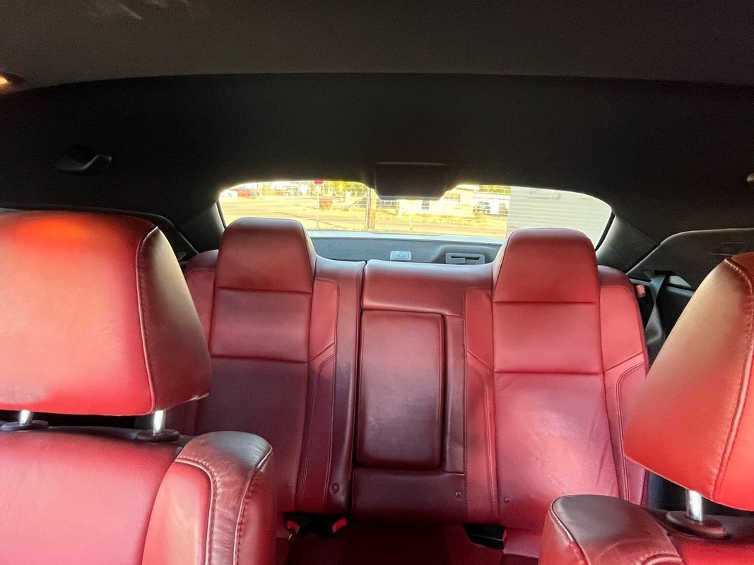 Used 2018 Dodge Challenger R/T Plus RWD image 12