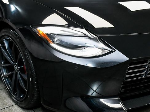 Used 2024 Nissan Z Performance w/ Floor Mat Package image 57
