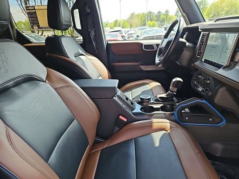 Used 2023 Ford Bronco Outer Banks AWD/4WD image 10