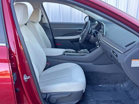 Used 2023 Hyundai Sonata Blue image 13