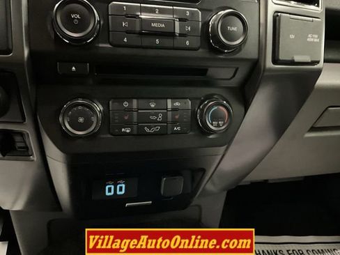 Used 2018 Ford F150 XLT w/ Equipment Group 302A Luxury image 21