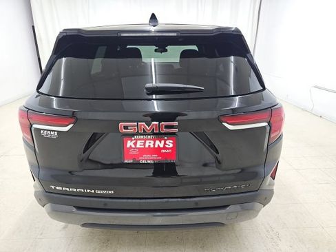 Used 2025 GMC Terrain Elevation AWD/4WD image 14