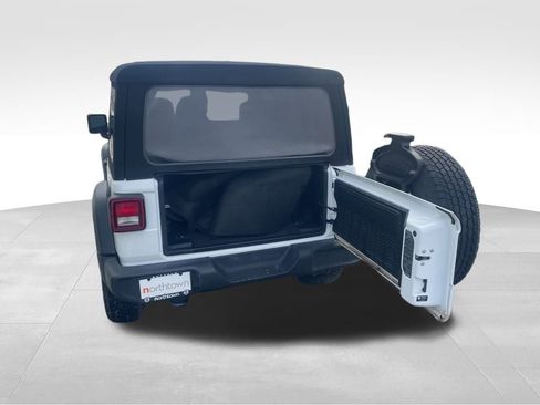 Used 2021 Jeep Wrangler Sport S image 6