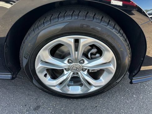 Used 2023 Honda Accord LX image 12