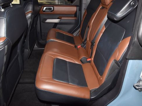 Certified 2023 Ford Bronco Outer Banks w/ Sasquatch Package AWD/4WD image 14